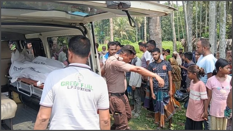 নড়াইলে অ্যাম্বুলেন্স-বাসের মুখোমুখি সংঘর্ষে নিহত ২